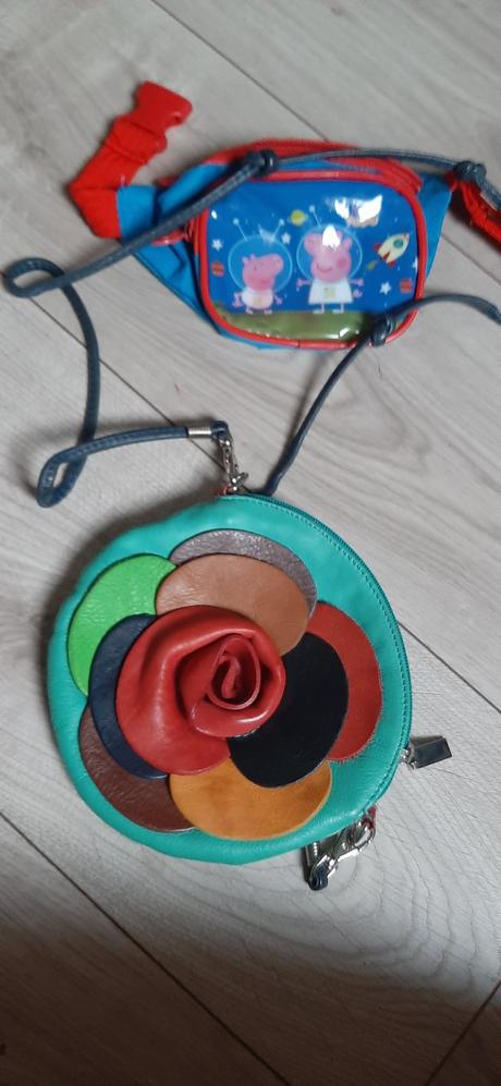 Rozne ruksasy a kufriky,