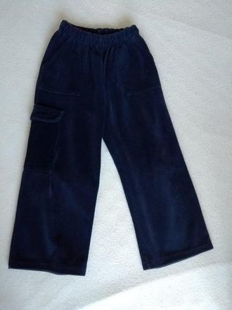 Menčestrové nohavice, 110