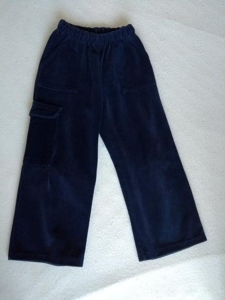 Menčestrové nohavice, 110