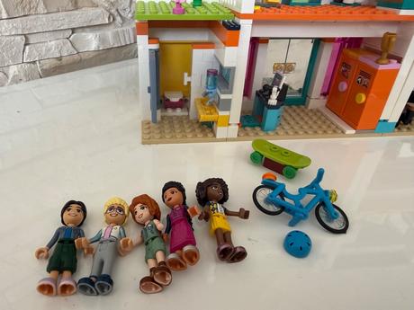 Lego friends medzinárodná škola, 