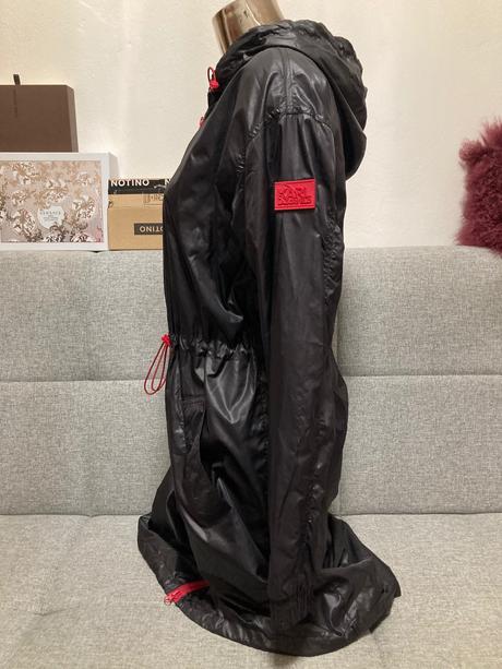 Bundička karl lagerfeld, 