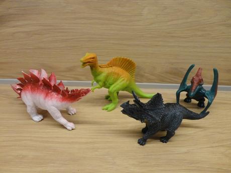 Plastové zvieratá, 