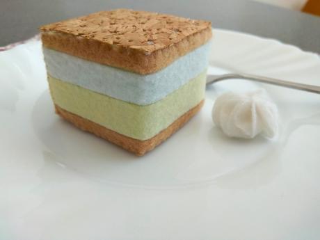 Šité hračky,  medovy rez, 