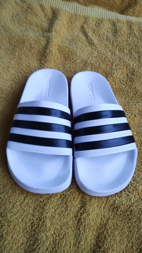 Šľapky, adidas,38