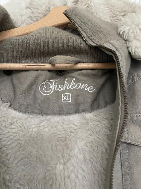 Športová zateplená vesta xl, fishbone,xl