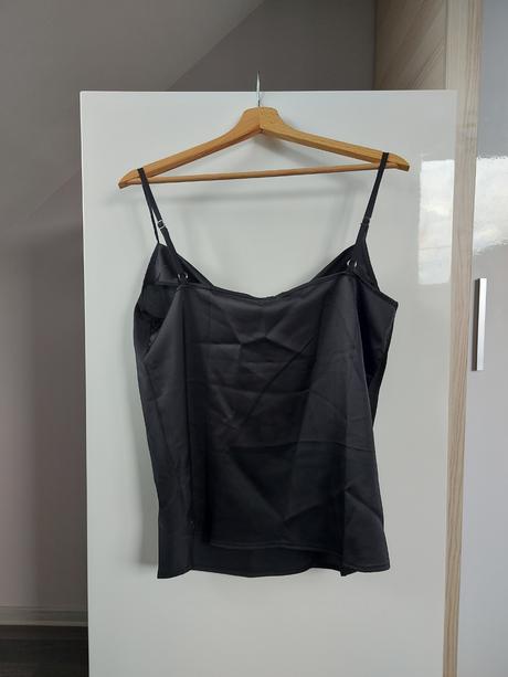 Sátenový top čierny - shein, 40