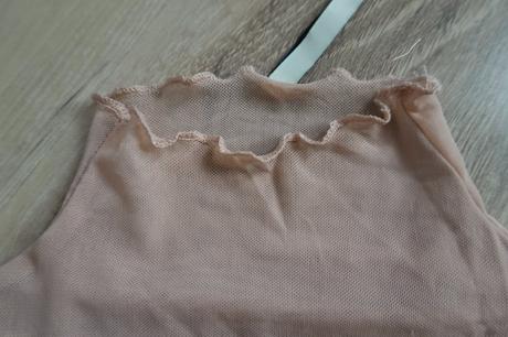 Jemne transparentný top stradivarius, stradivarius,s