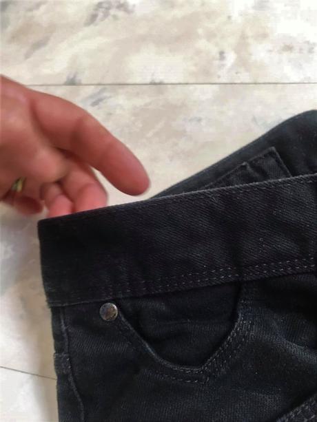 Skinny rifle s vyšším pásom, 38