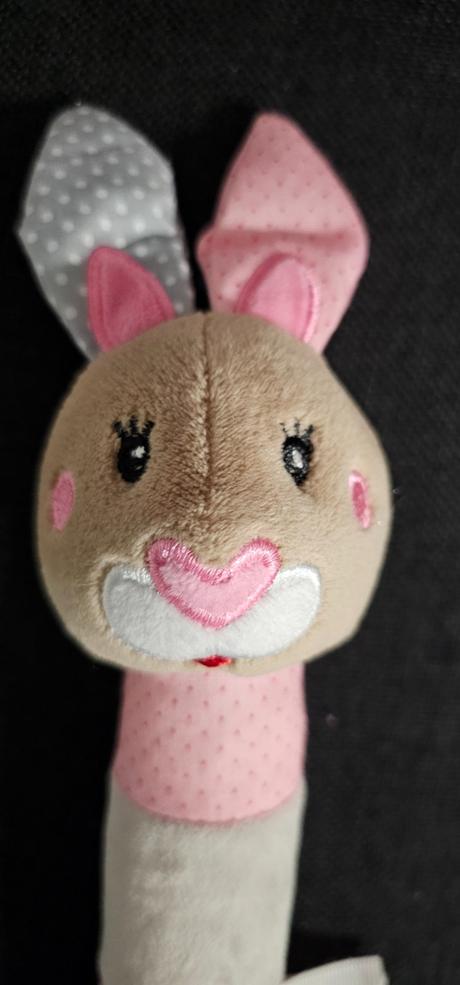 Píšťalka s hryzátkom zajačik bunny julia, 
