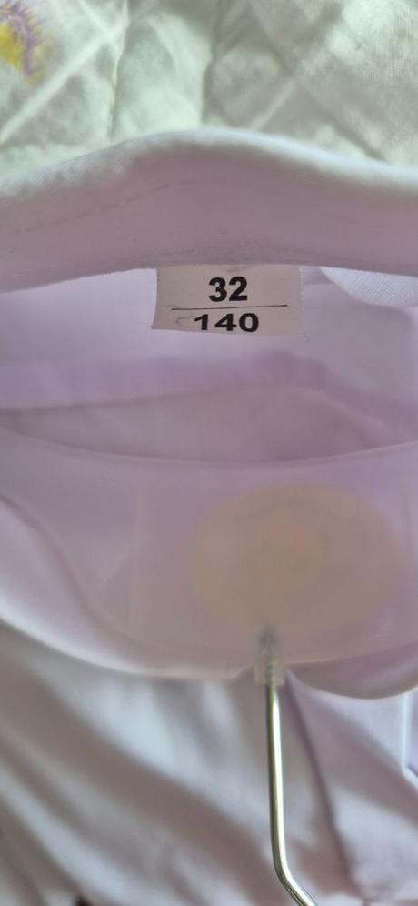 Chlapčenský oblek, 140