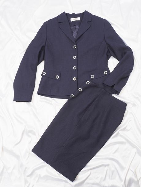 Kvalitný tmavomodrý kostým biba, 40