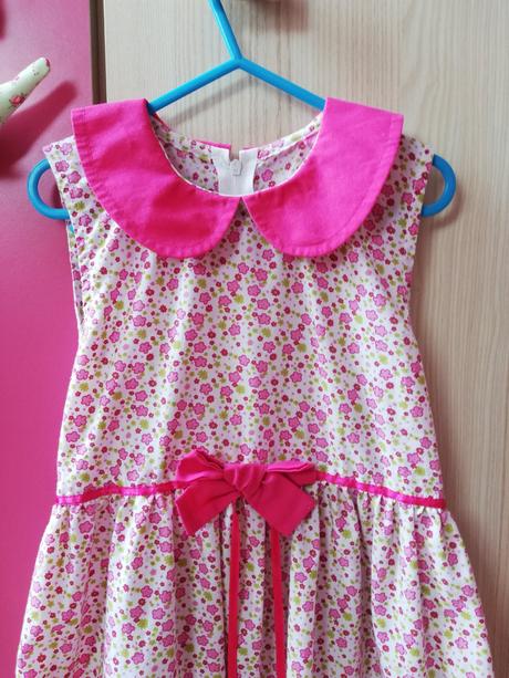 Šaty hello kitty 122/128, disney,122