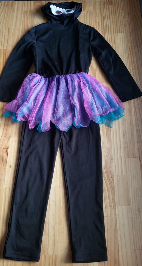 Halloween overal na 7-8 rokov, 