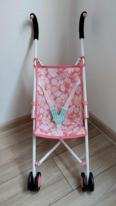 Dievčenská hračkársky kočík, 