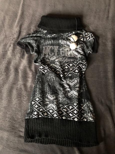 Predĺžený svetrik, s