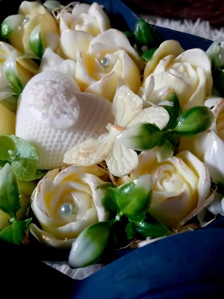 Box v tvare srdca s mydielkami, 