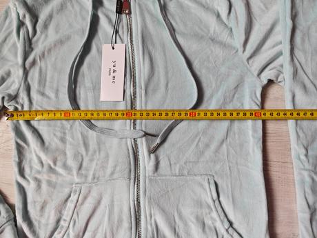 Makučka plyšová tepláková suprava, s