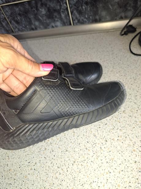 Adidas tenisky, adidas,32