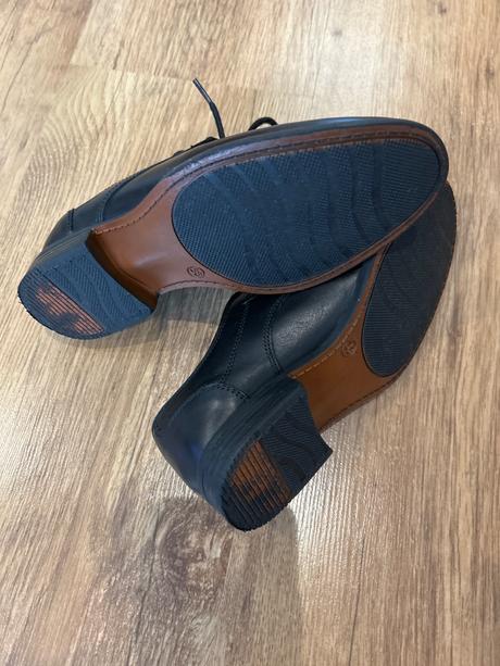 Slavnostne topanky, lasocki,33