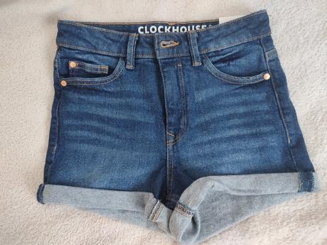 Kraťasy, clockhouse,36