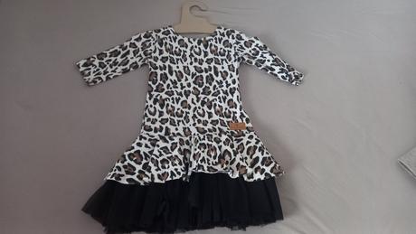 Dievčenské šaty, 128