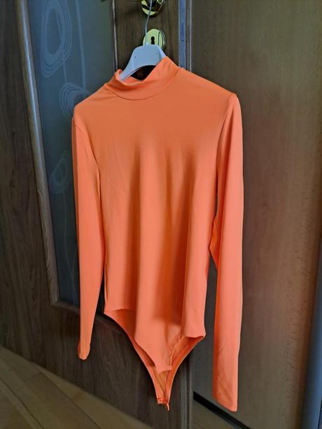 Neonove oranžove body, m