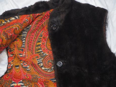 Kvalitná kožušinková vesta el internationale, l