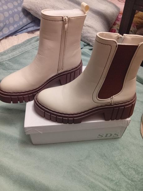 Nové členkové čižmy veľkosť 38/39, sds,38 / 39