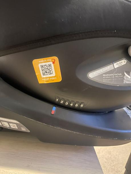 Autosedačka joie i-spin, joie