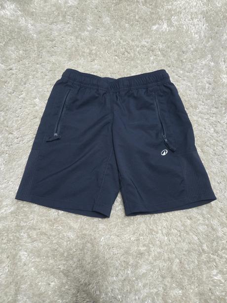 Kraťasy, decathlon,140