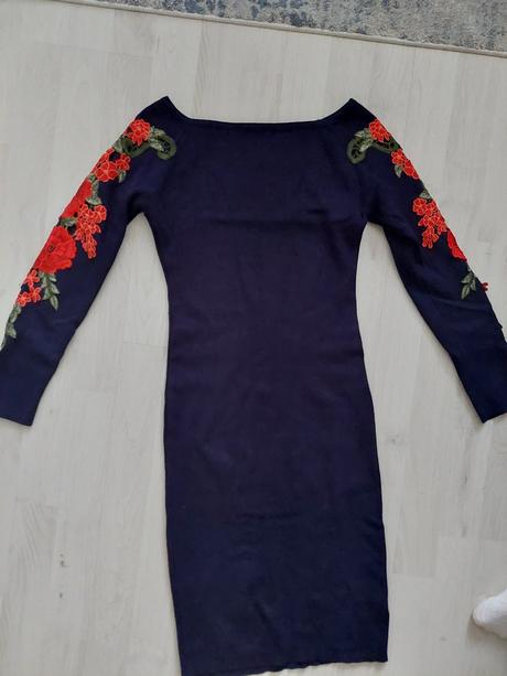 Svetríkové šaty uni, s