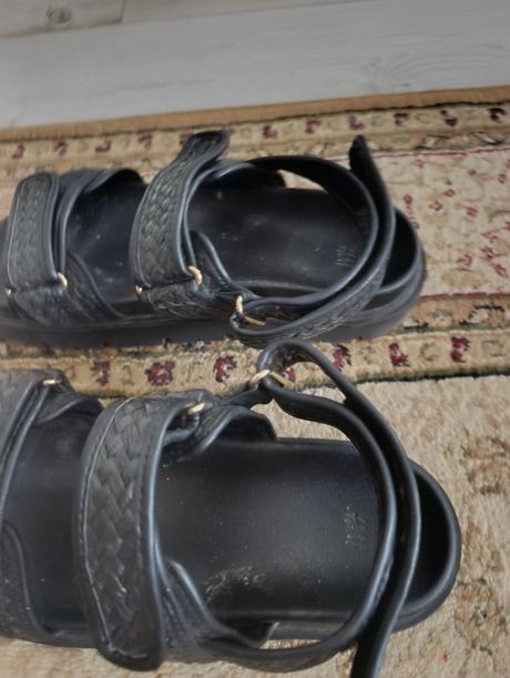 Čierne sandále, h&m,39