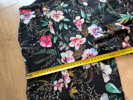 Amisu kvetinové ľahké nohavice, amisu,m