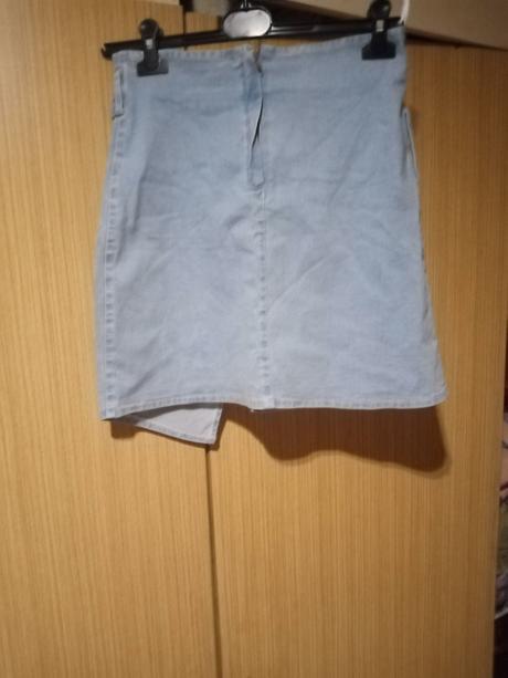 Dámska riflova sukňa, 40