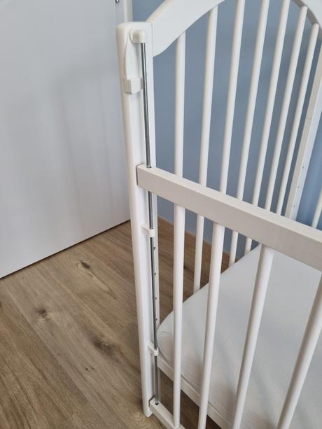 Detská drevená postieľka, šírka (cm): 60,dĺžka (cm): 120