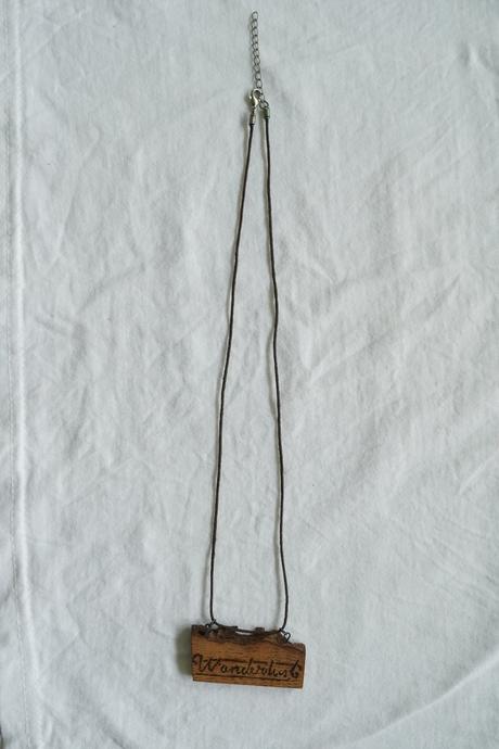 Drevený náhrdelník,