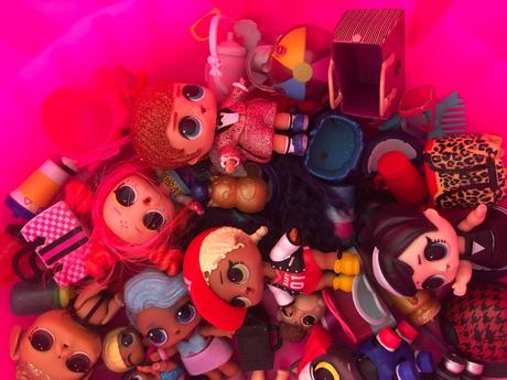 L.o.l babiky a kopec príslušenstva a zvieratiek,