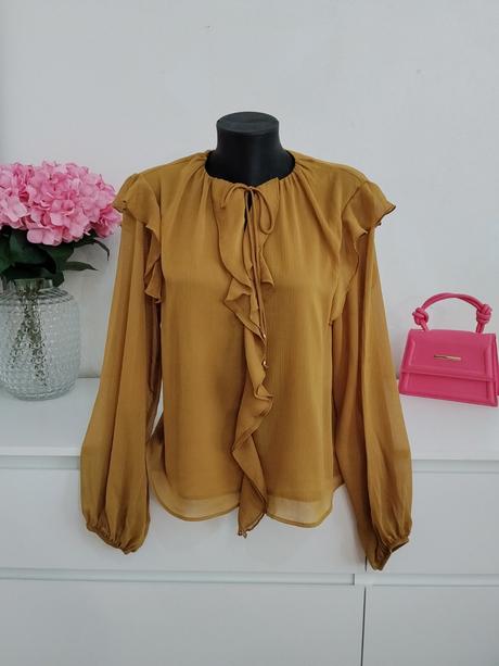 Zara romantická volánová blúzka, zara,s
