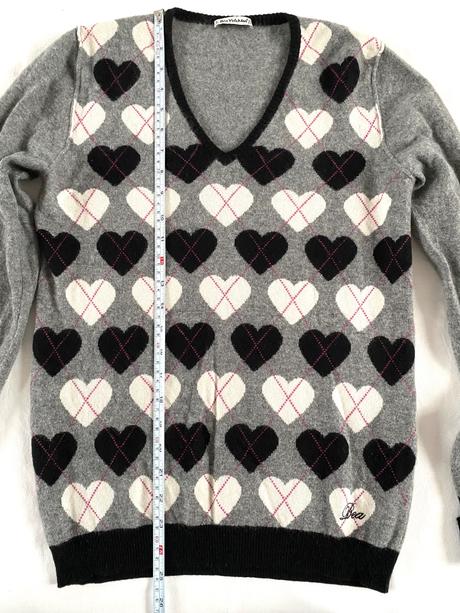 Kašmírový sveter so srdiečkami, m
