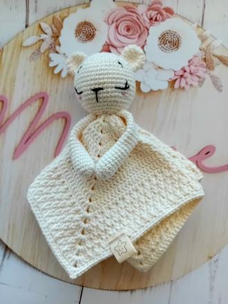 Háčkovaný mojkáčik bella, 