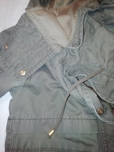 Prechodná bunda, bershka,s