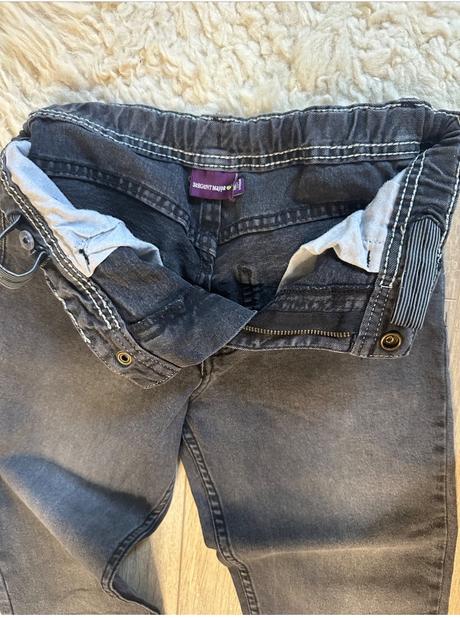 Rifle tmavošedé, sergent major,146