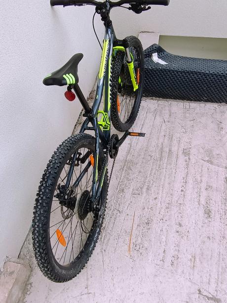 Author a-matrix 26, author,26