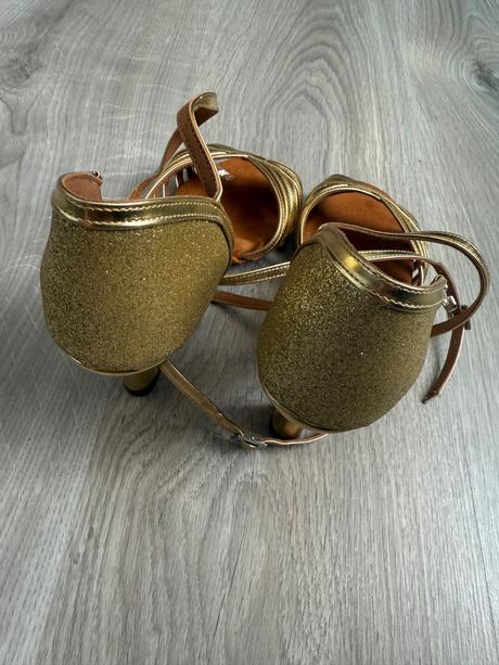 Tanečné topánky 235mm, 37