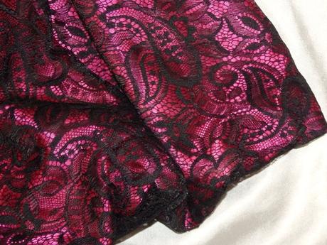 Kvalitné spoločenské šaty, 38