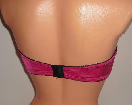 Romanticka samodrziaca podprsenka, 75d