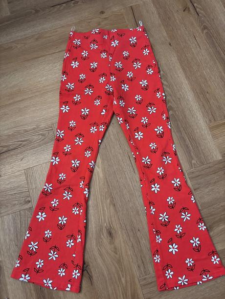 Balík oblečenia, 140–152