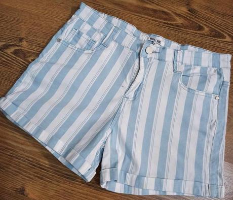 Šortky biele s pásikami (elastické ), m