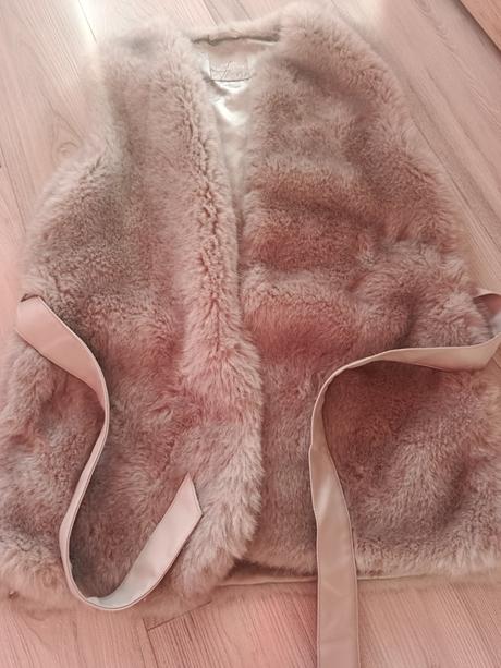 Kožušinová vesta, amisu,38