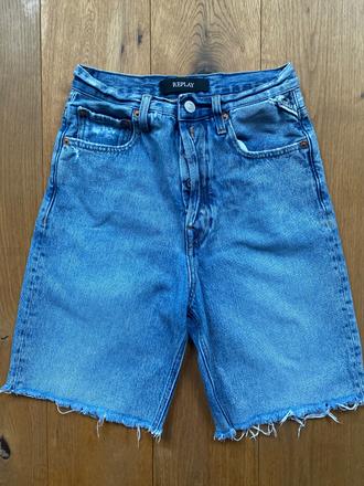 Damske riflove kratasy velkost 23/xxs, replay,24